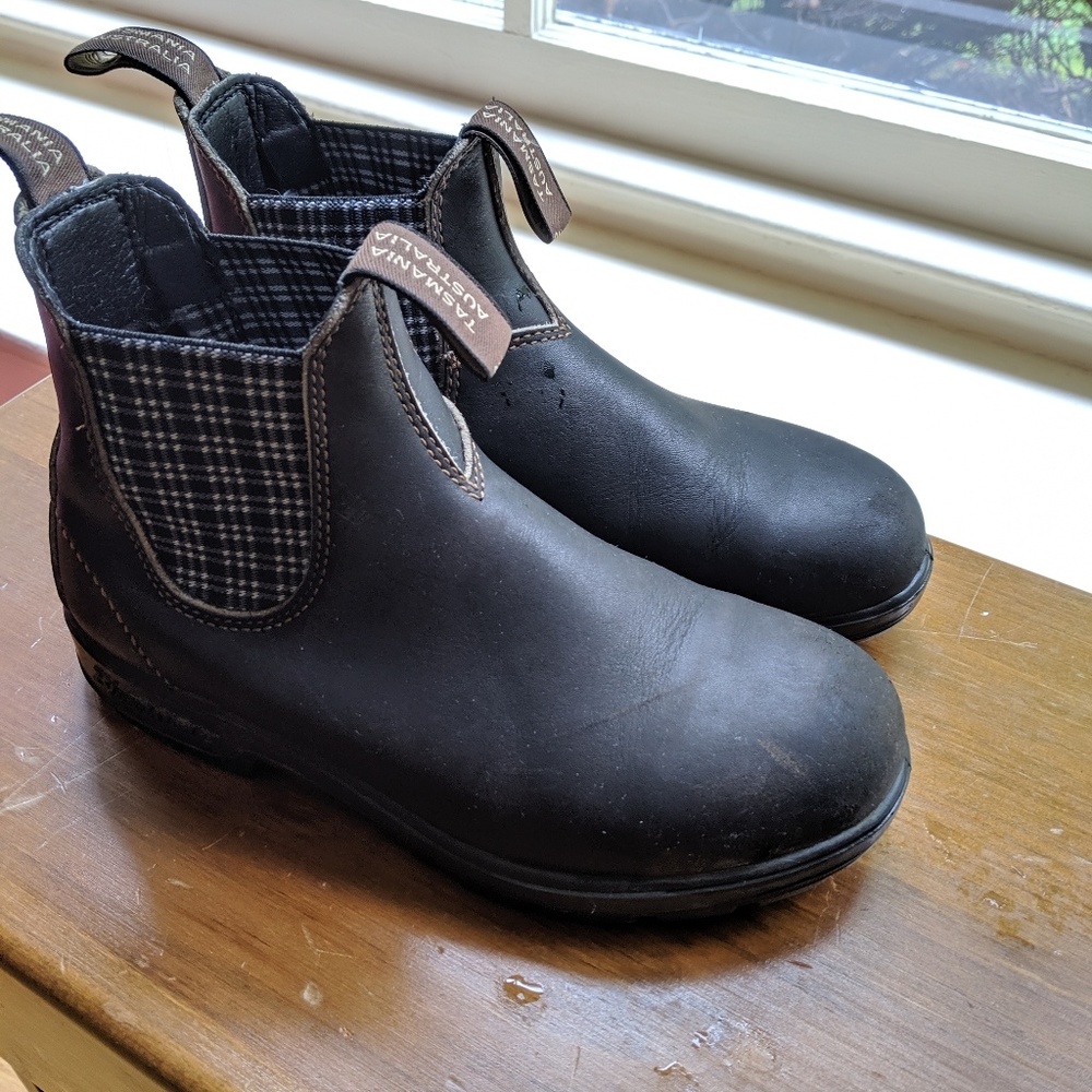 Brown Leather Blundstone W8.5